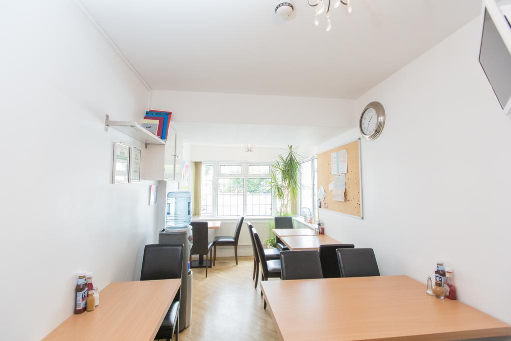 Station Approach Bed and breakfast Solihull