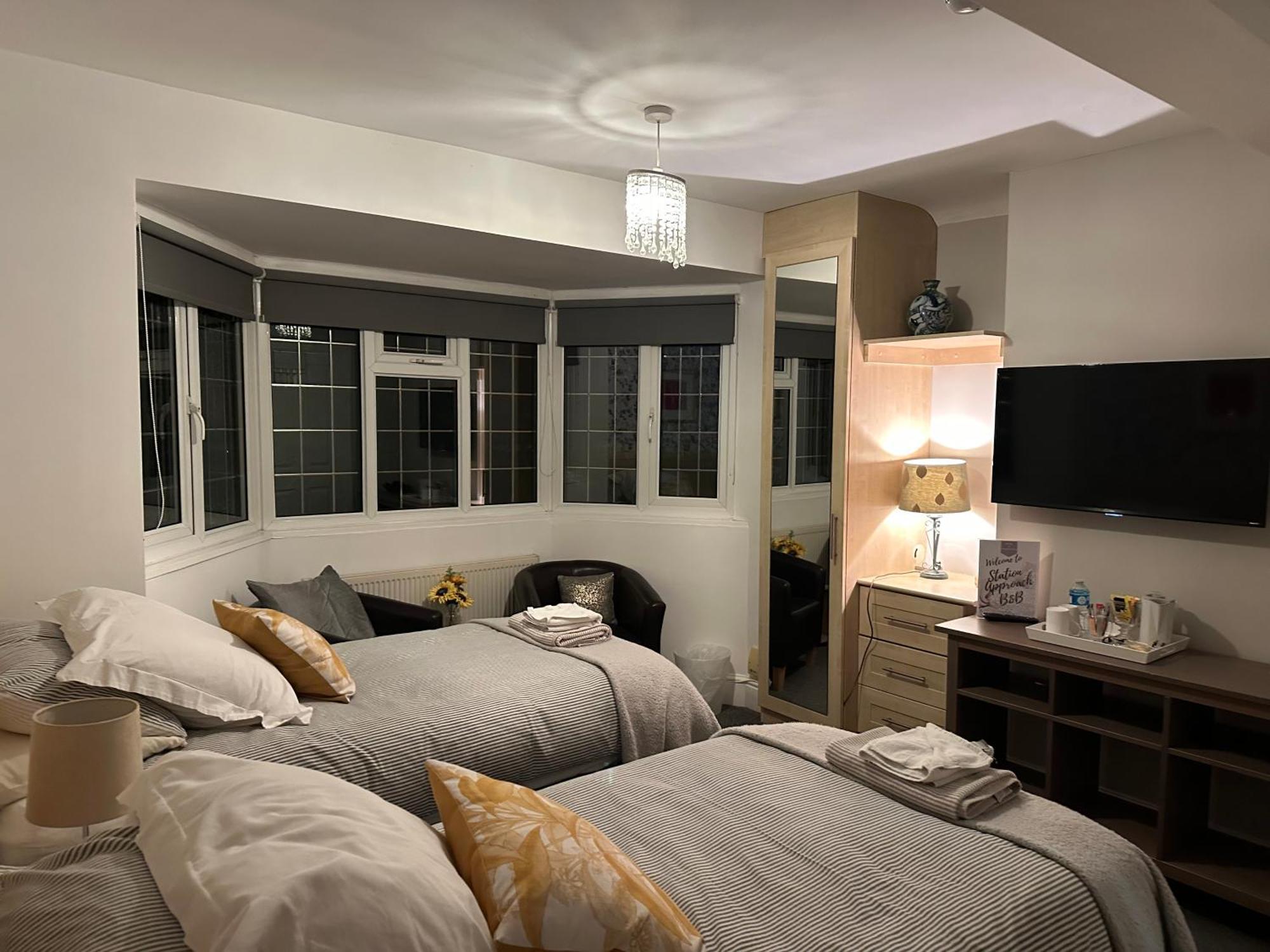 Station Approach Boutique 2*